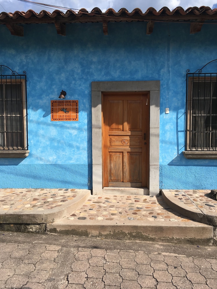 Iguana Azul - Hostel