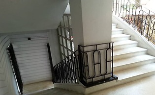Marble Palace Guest House