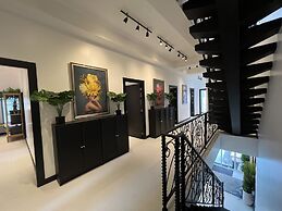 Art Pool Villa
