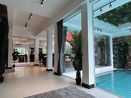Art Pool Villa
