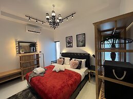 Art Pool Villa