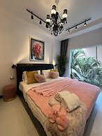Art Pool Villa