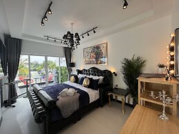 Art Pool Villa