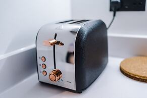 Hilltop Serviced Apartments - Piccadilly