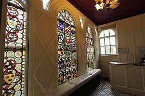 The Silk House