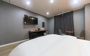 The Way Hotel