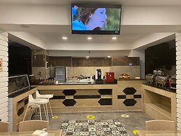 Miyas Luxury Hotel