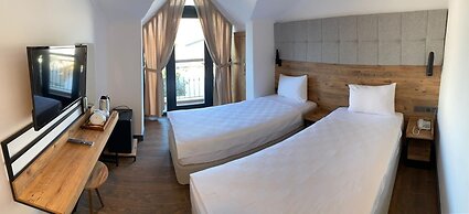 Miyas Luxury Hotel