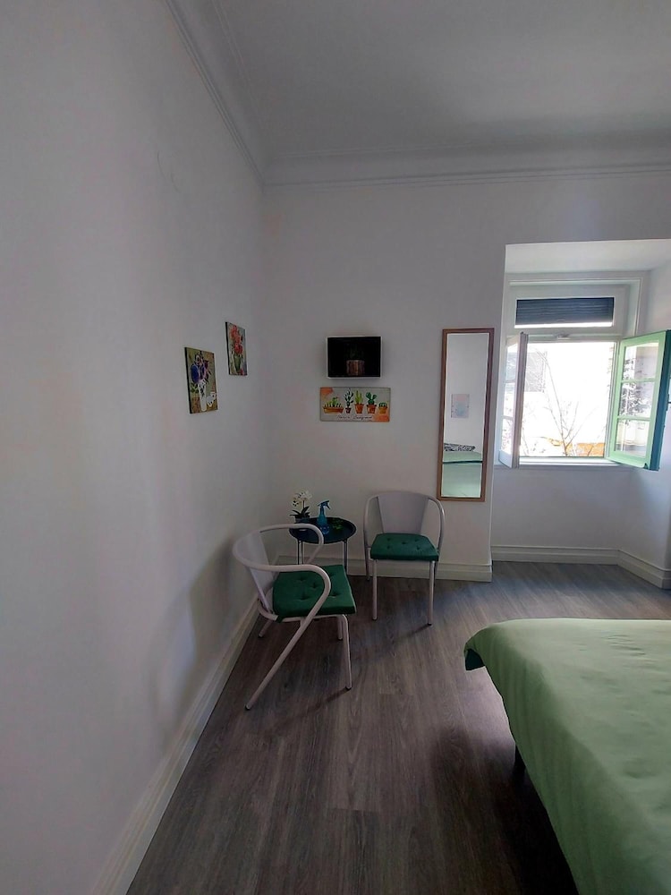 Aloha Hostel