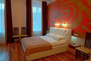 Aragon Hotel