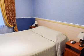 Aragon Hotel