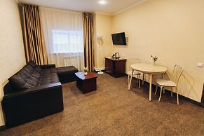 Hotel Red River