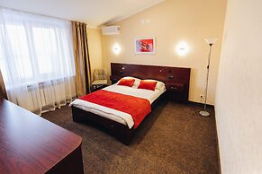 Hotel Red River