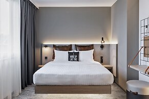 Moxy Hamburg City