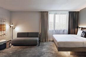 Moxy Hamburg City