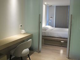 ashley hotel bkk