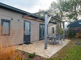 Modern Chalet Near De Veluwe National Park
