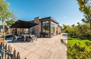 Bright Coastal Chalet Stay