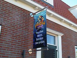 Spacious Holiday Home Near Amsterdam