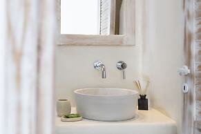 Naxos Sandastic