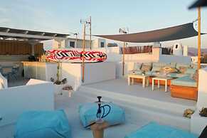 Naxos Sandastic