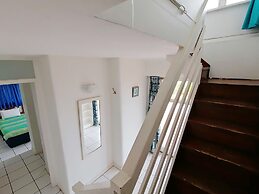 Claridges 106