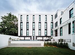 Blu Monkey Hub & Hotel Ranong