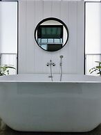 Blu Monkey Hub & Hotel Ranong