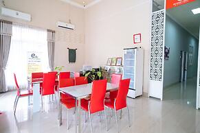 RedDoorz @ Jalan Pendidikan Mataram