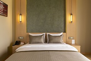 Avec Hotel