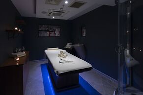 Avec Hotel