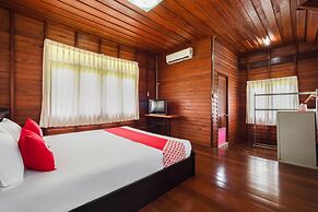 OYO 1143 Phet Luran Thai Resort Kohchang
