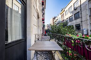 Selvese Suites – Serviced Living in Galata