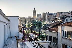 Selvese Suites – Serviced Living in Galata