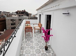 Selvese Suites – Serviced Living in Galata