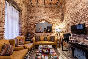 Selvese Suites – Serviced Living in Galata