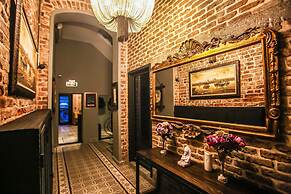 Selvese Suites – Serviced Living in Galata