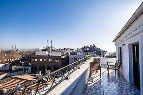 Selvese Suites – Serviced Living in Galata