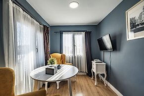Selvese Suites – Serviced Living in Galata