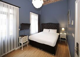 Selvese Suites – Serviced Living in Galata
