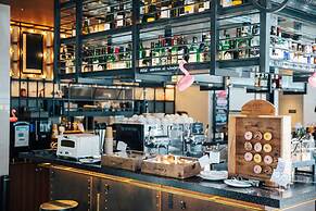 Moxy Osaka Umeda
