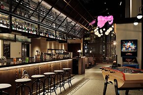 Moxy Osaka Umeda