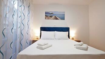 Kala Rooms & Suites