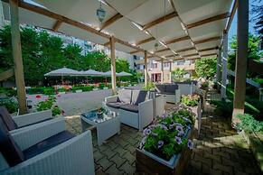 Kadrisa Hotel