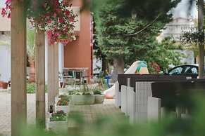 Kadrisa Hotel