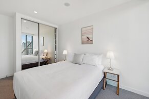 Realm Apartments by CLLIX