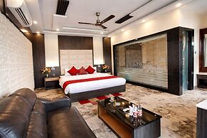 Grand Beach Resort