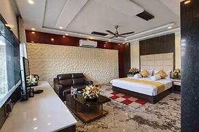 Grand Beach Resort