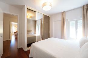 Plaza Mina Suites - Adults Recommended