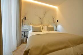 Plaza Mina Suites - Adults Recommended